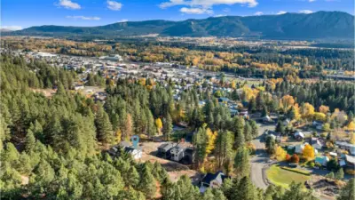 Photos, plans and elevations may be examples representing the community, community  amenities, homes or artist’s renderings that may not accurately represent the actual  condition of a homesite or home as constructed, and may also contain options and  upgrades which are not included in the sale. Trailside Homes reserves the right to make  changes to floor plans, specifications, dimensions, design and elevations without prior  notice. Stated dimensions and square footage, if applicable, are estimated and should  not be used as representations of the home’s actual size.