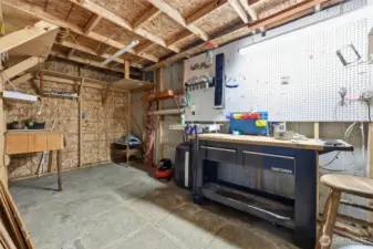 Shop with power in front area of garage.