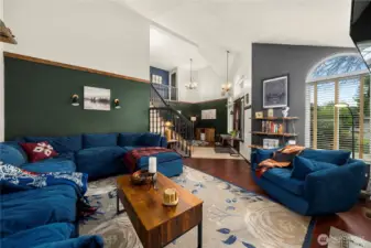 So much light in this living room