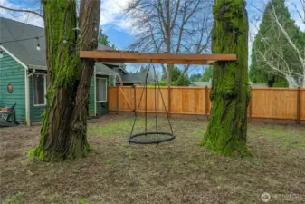 Sweet swing for playing or relaxing