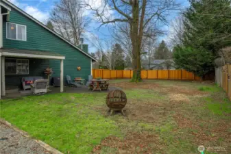 This lot is so big for this area~