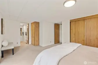 Off-Bedroom Primary Full Bathroom