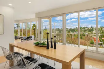 Fun Fact: This home has only had 3 owners, and the second owner was Barney McCallum, who was one of original founders of pickle ball!