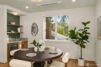 Dining/Great Rm Lvl 2