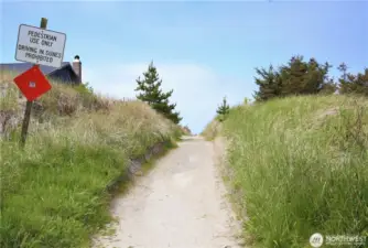 Surfside Estates has community beach paths for residents to use.