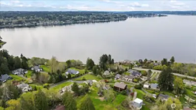 Enjoy both the sunrise and sunset facing North with unobstructed 180 degree views.