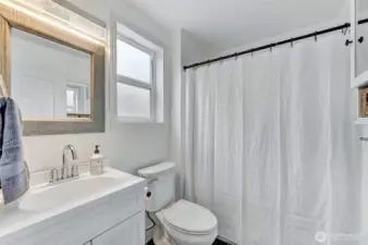 Downstairs full bath.