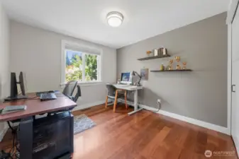 3rd bedroom is used as an office~