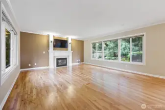 Lots of natual light in the main living room