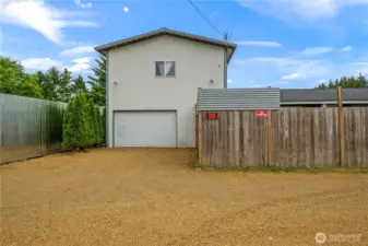 1200 sqft 2 story garage
