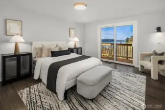 On the other end of the house lies the "resting quarters". View of the spacious primary ensuite with its own deck access.