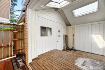 Detached storage shed