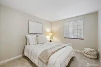 2nd bedroom