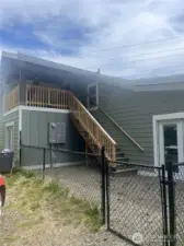 2880 sq ft building with 864 permitted sq ft