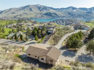 Easy access to downtown Chelan