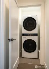 Laundry Closet: LG® W&D column.