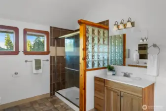 Primary suite walk-in shower