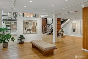 Virtually staged - art gallery concept