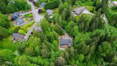 Total privacy within minutes to Woodinville, Bothell, Flower World, Maltby Cafe and more