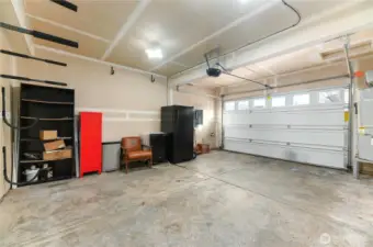 clean, well lit garage, brand new water heater installed in oct 2024