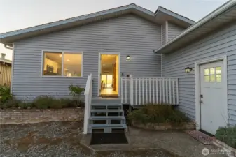 From the main space, move on towards the right to the adjacent fully contained studio.