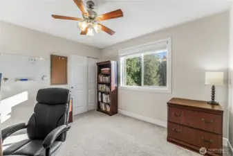 Upstairs office/bedroom 2