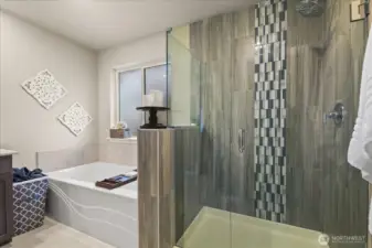 Ensuite primary bath.