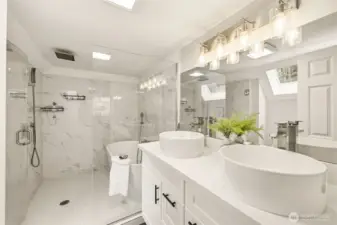 Spa-inspired five-piece primary bath