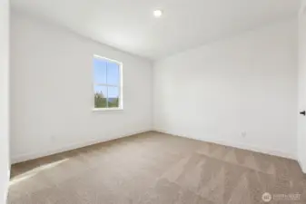 Guest bedroom.
