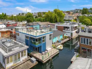 Welcome home to your new sunny south facing floating home!