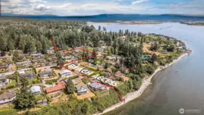 Private beach access (key required) = your gateway to stunning views and endless beach fun
