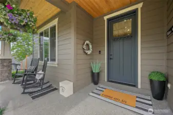 Amazing covered front porch!