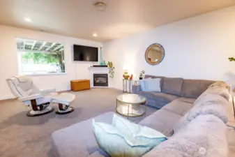 Living Room looking NW