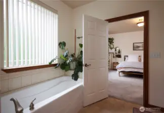 En Suite Bathroom