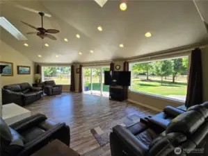 Open floor plan with great views of the back yard and back pastures.