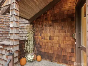 Located on a spacious lot at the end of a cul-de-sac, you'll fall in love the moment you pull up.
