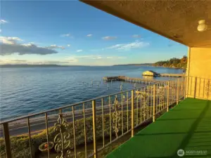 Plenty of room for a table and chairs.