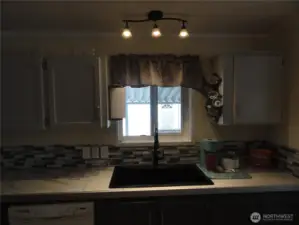 Sorry my flash didn't go off!  Large ranch sink