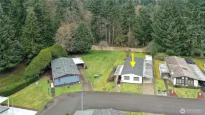 Drone show of your new home, best location in a great park.