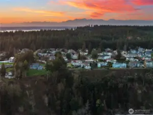 Beautiful Island and great community.