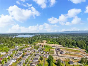 Close to Lake Stevens boat launches and parks