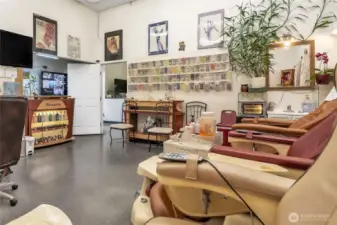 Nail salon