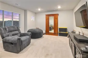 Large flex space upstairs