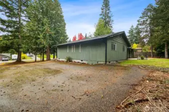 RV parking-lots of room for your toys!