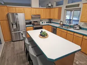 Lots of Kitchen counter space