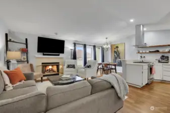 Vaulted ceiling in the open living area