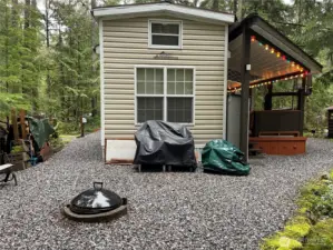 Fire pit area in back