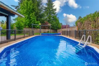 Fully-Fenced Low Maintenance Dough Boy Pool