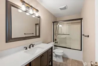 2nd Floor Hall Bath