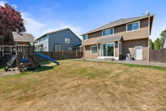 Great Backyard - No one behind! Large patio!